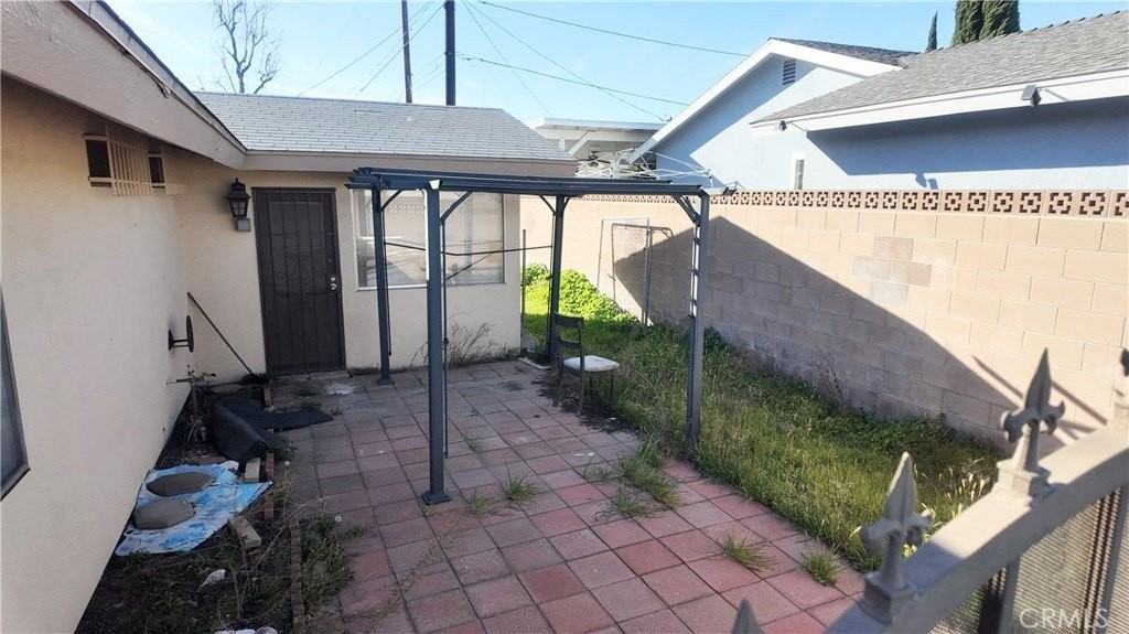 830 W Rosewood St - Photo 5 of 18