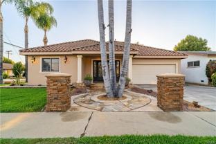 441 S Valley Center Ave - Photo 1 of 1