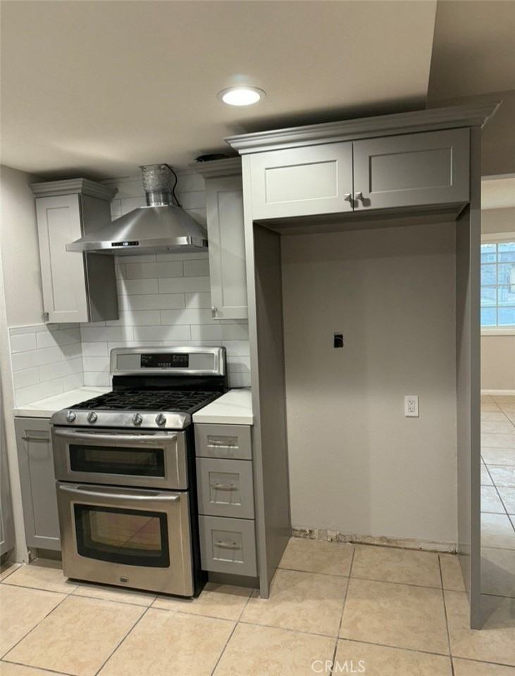 1537 Sunset St - Photo 3 of 16