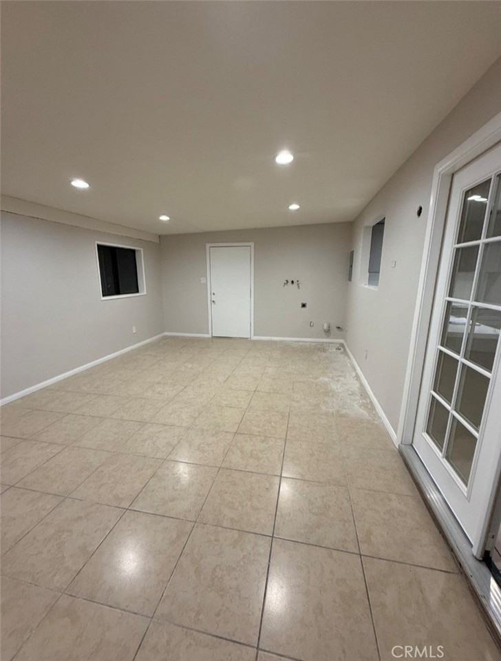 1537 Sunset St - Photo 6 of 16