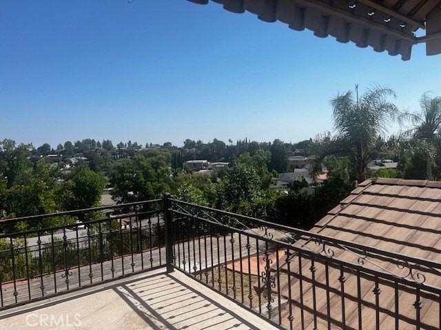 18912 Kinbrace St - Photo 4 of 9