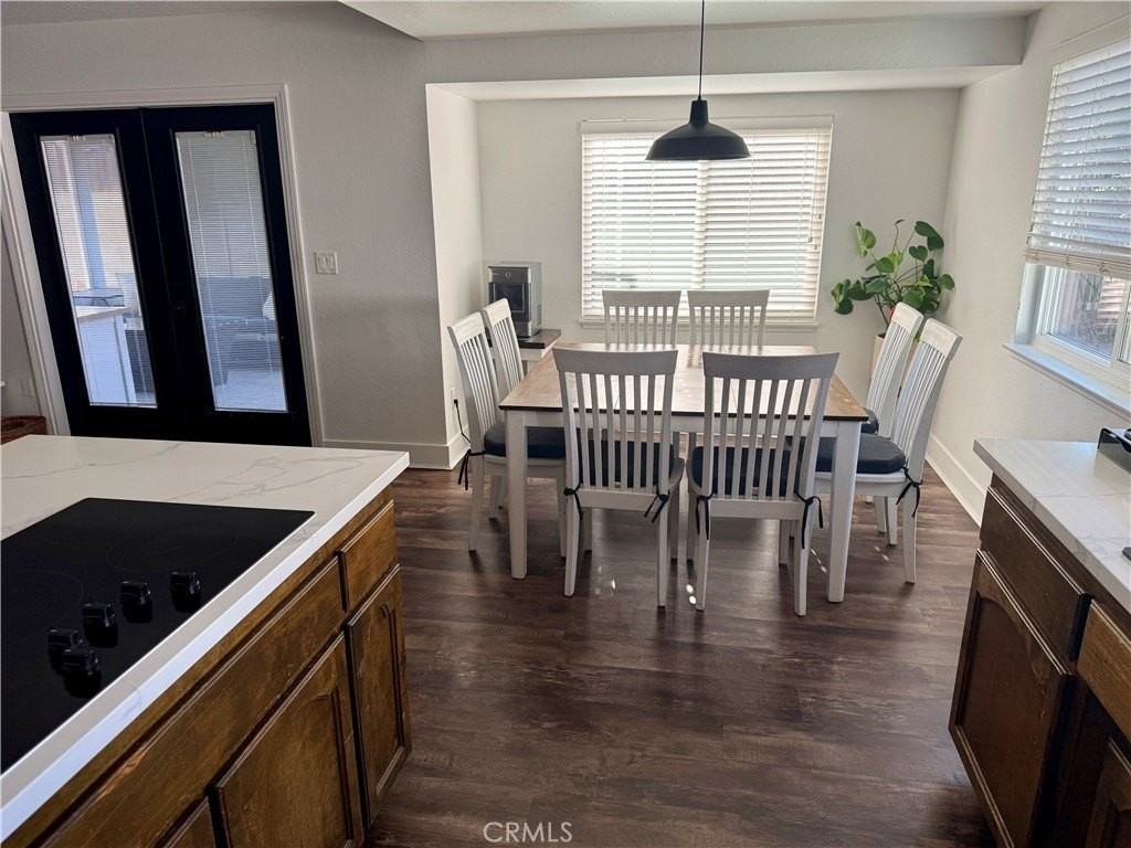 36047 Leah Ln - Photo 7 of 33