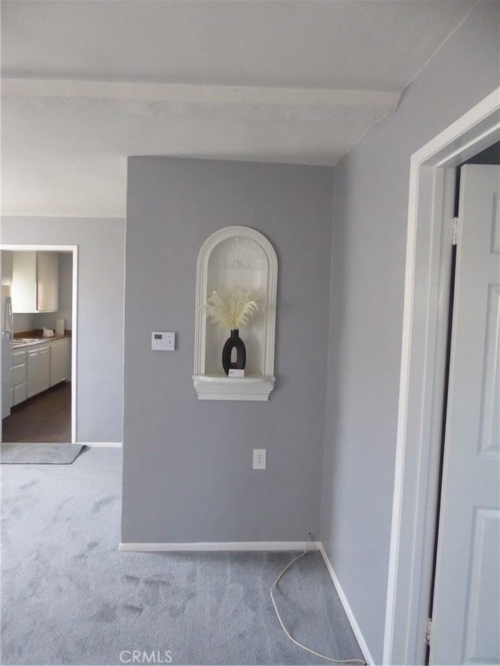 862 E H St - Photo 2 of 12