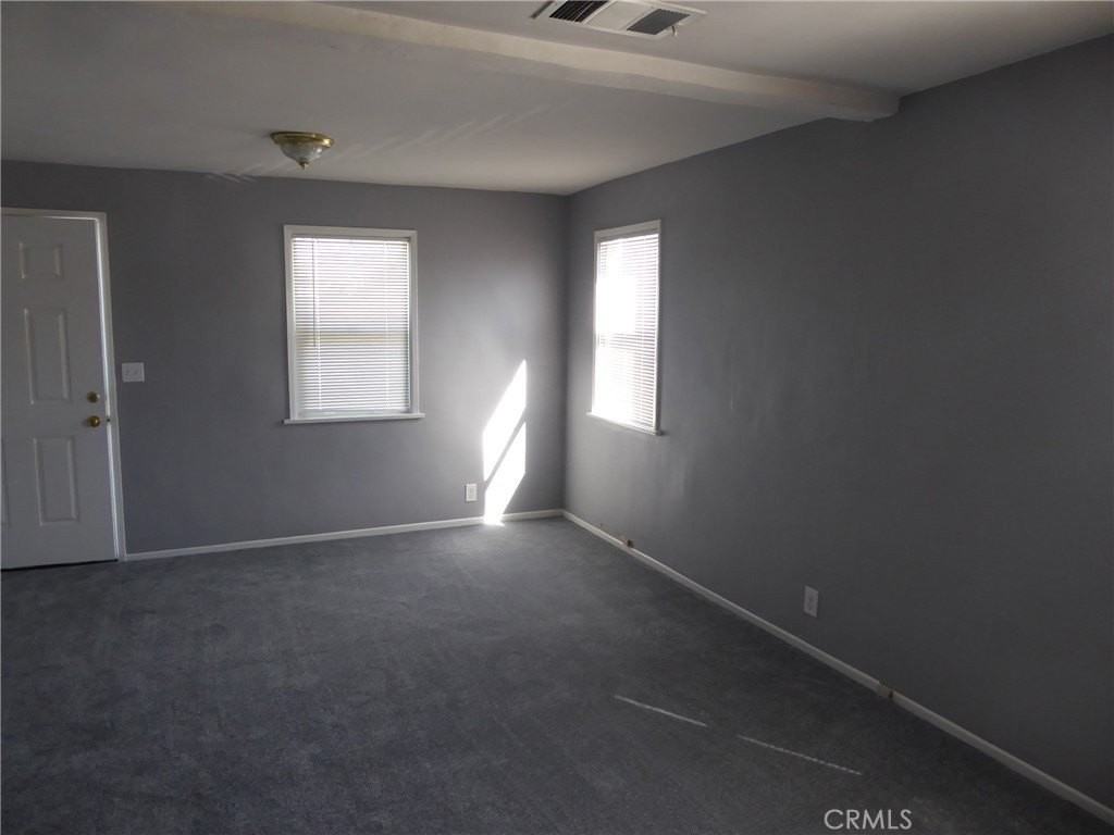 862 E H St - Photo 3 of 12