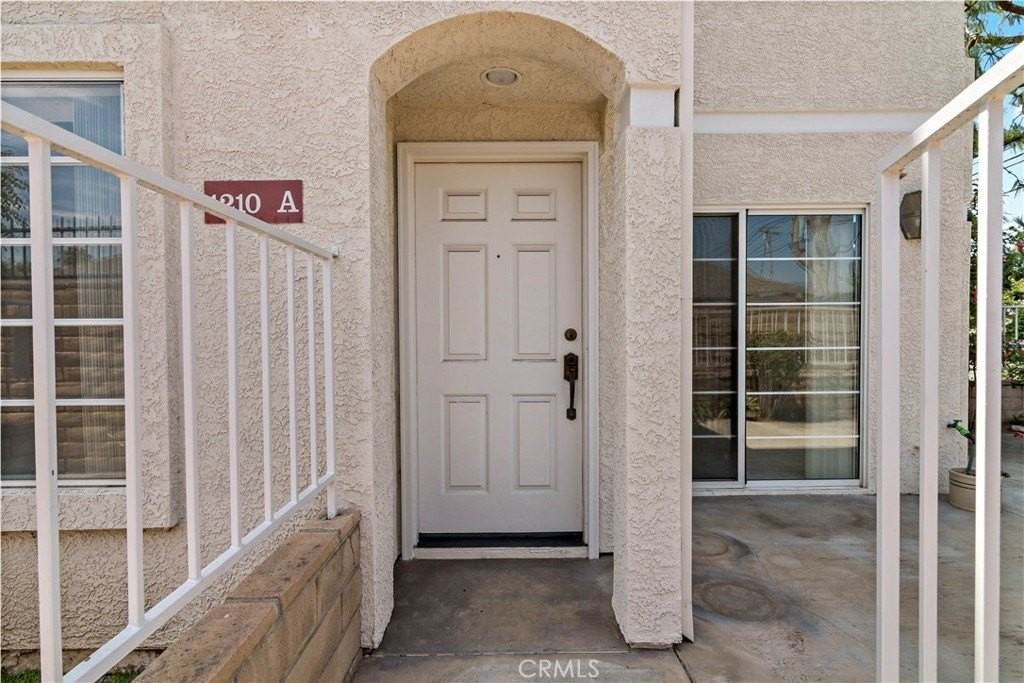 1210 N Sunflower Ave #A - Photo 4 of 24