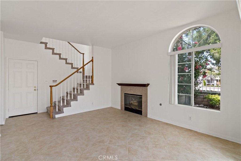 1210 N Sunflower Ave #A - Photo 5 of 24