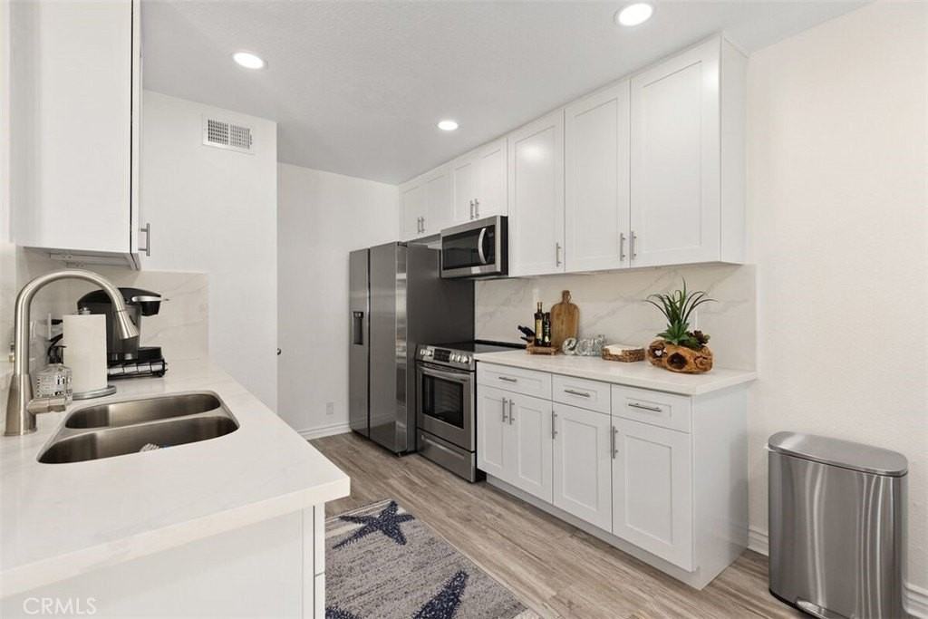 24122 Paseo Corona - Photo 2 of 30