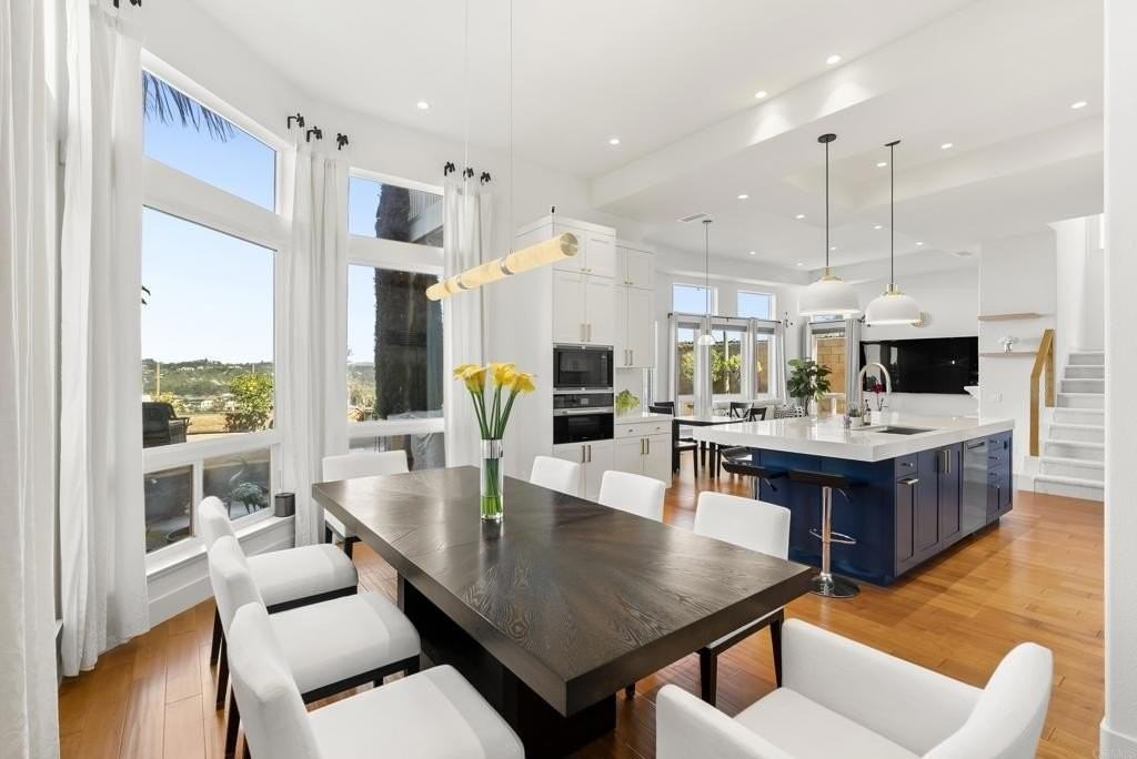 3842 Modena Pl - Photo 4 of 9