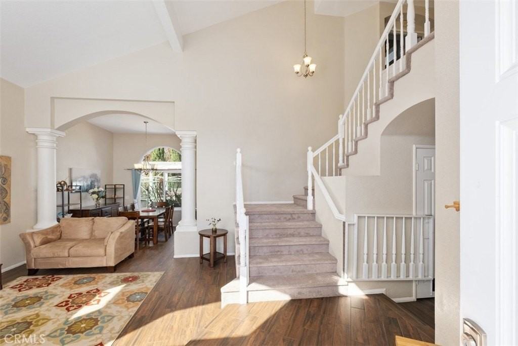 20891 Porter Ranch Rd - Photo 5 of 50