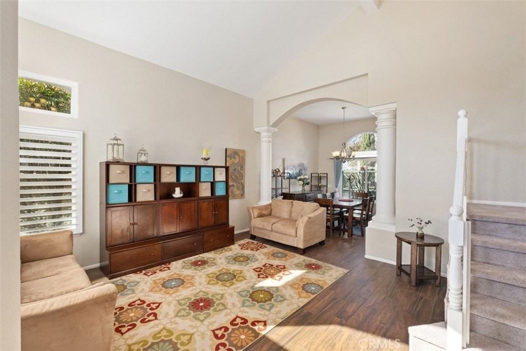 20891 Porter Ranch Rd - Photo 6 of 50