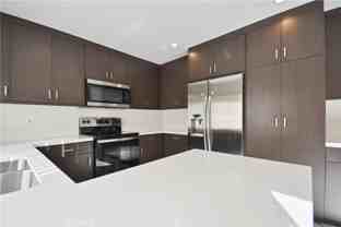 11 Dragonfly - Photo 1 of 1