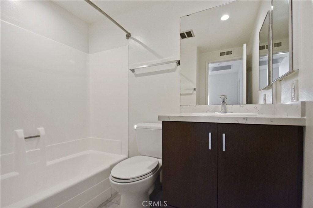 11 Dragonfly - Photo 6 of 11