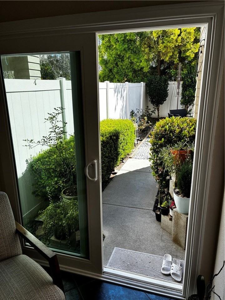 4 Pineoak - Photo 2 of 12