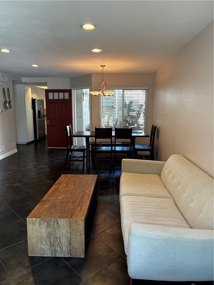 4 Pineoak - Photo 7 of 12