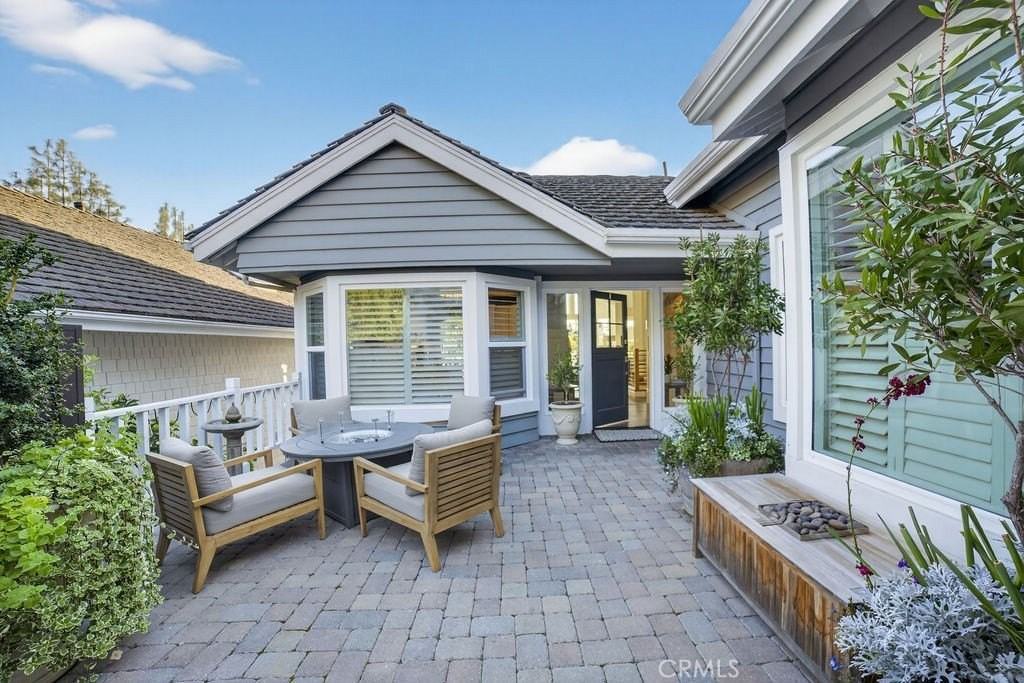 5 Northampton Ct #103 - Photo 4 of 50