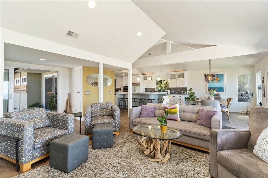 723 Avenida Presidio - Photo 5 of 40