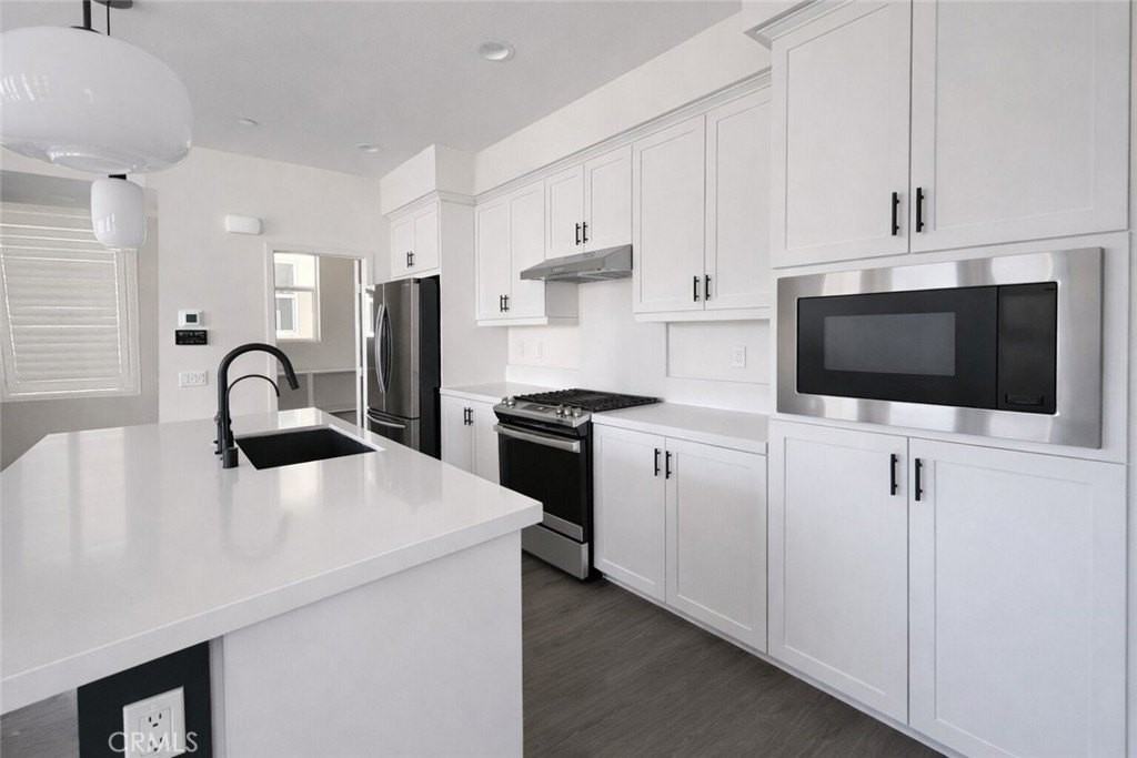 118 Tenor - Photo 7 of 25