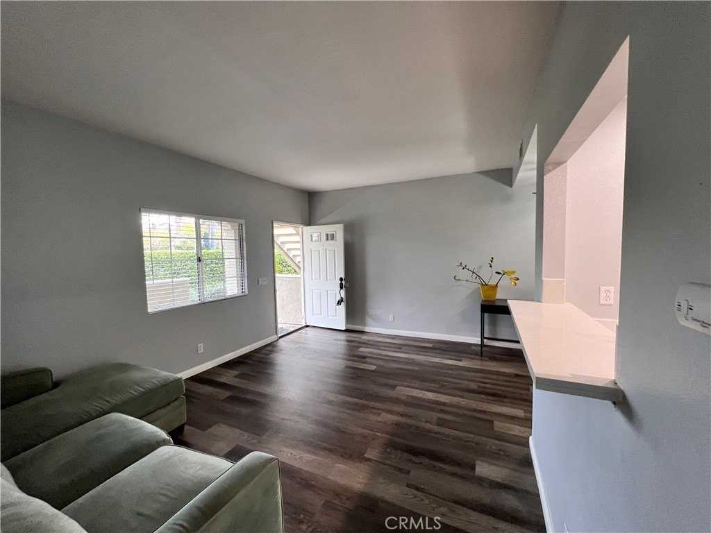 89 Via Cresta - Photo 4 of 31