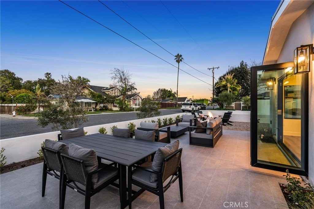 251 Costa Mesa St #A - Photo 7 of 22