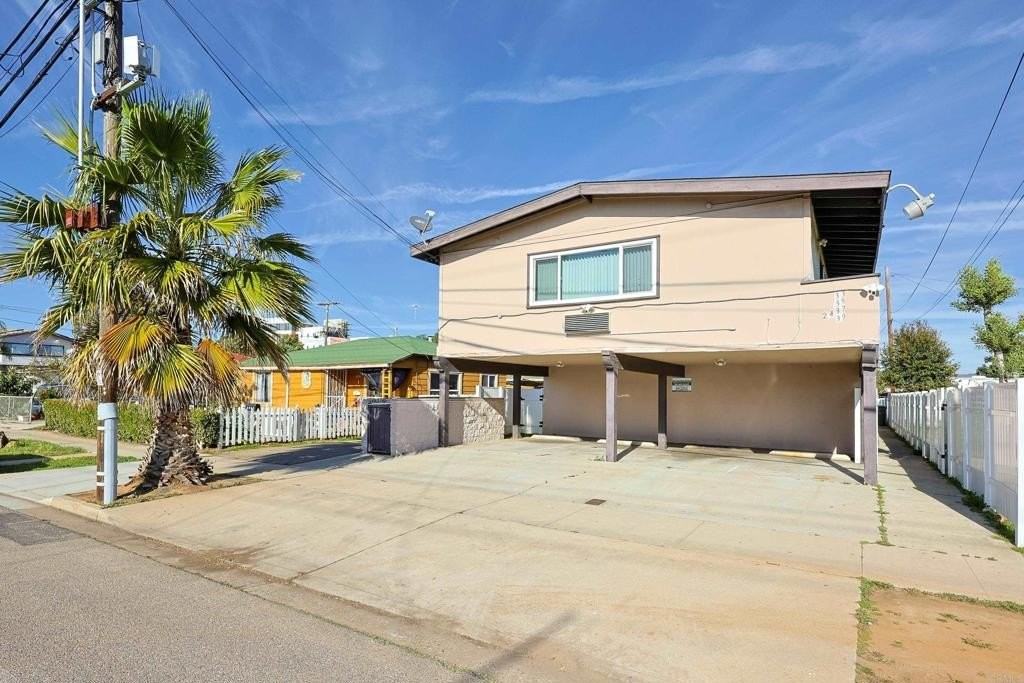 2437 D Ave - Photo 4 of 27