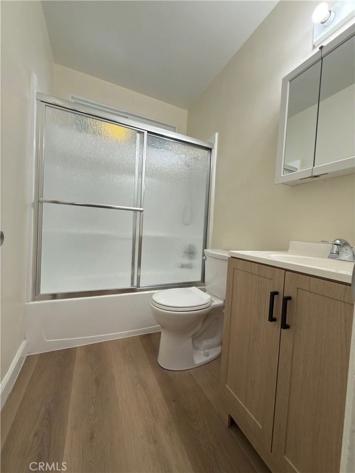 628 N Olive St #C - Photo 2 of 6