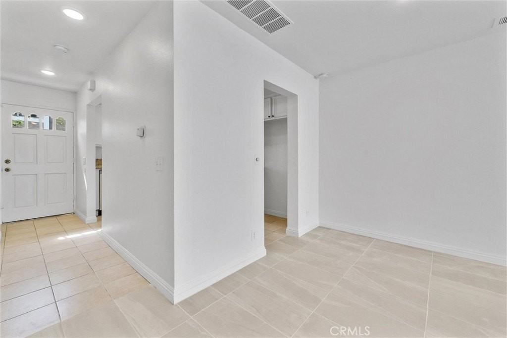 12 Candlewood Ln - Photo 6 of 38