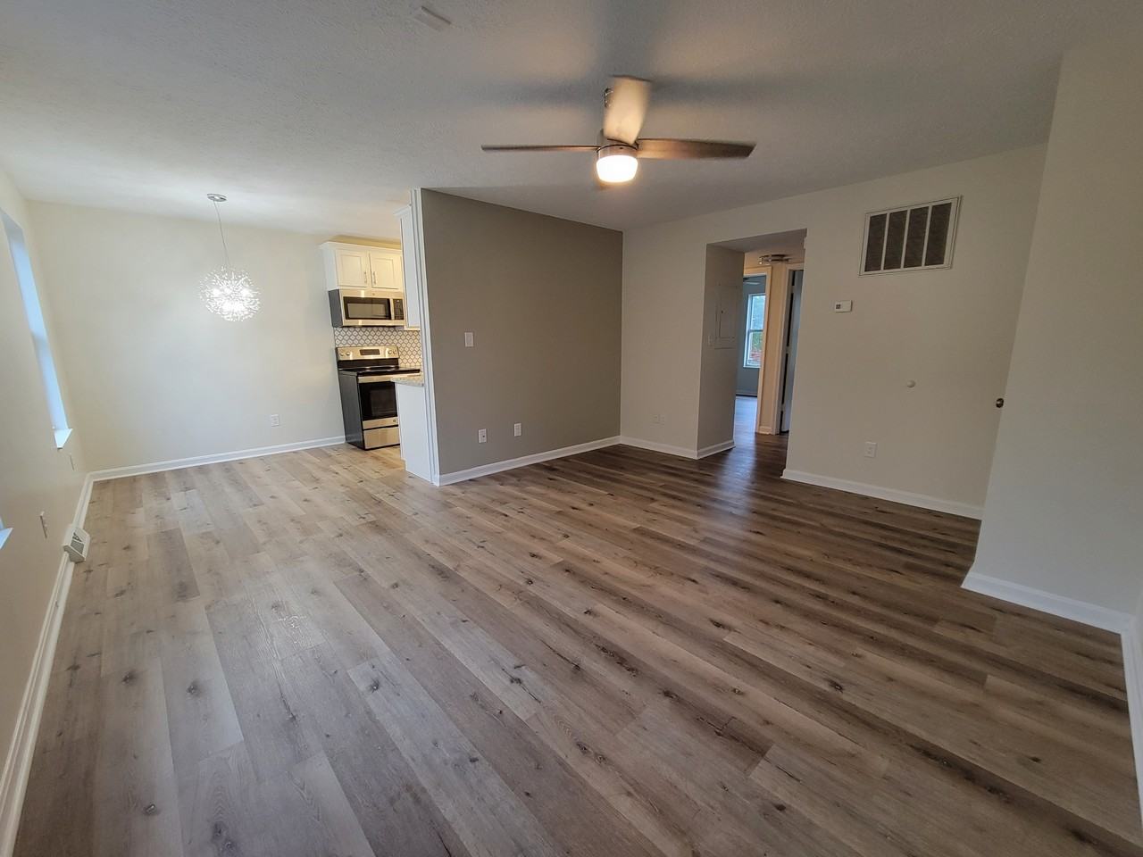 124 Topfield Road (New) - Photo 2 of 10