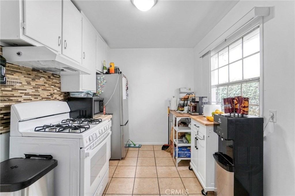 15215 S Normandie Ave #B - Photo 5 of 9