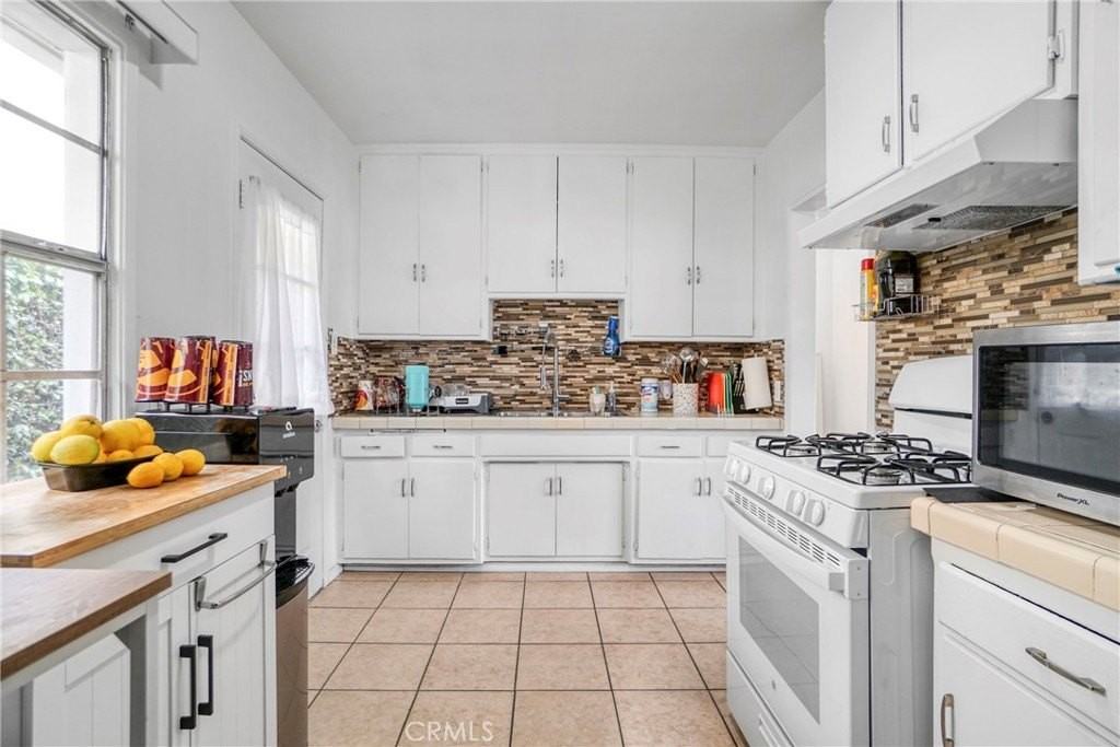 15215 S Normandie Ave #B - Photo 6 of 9