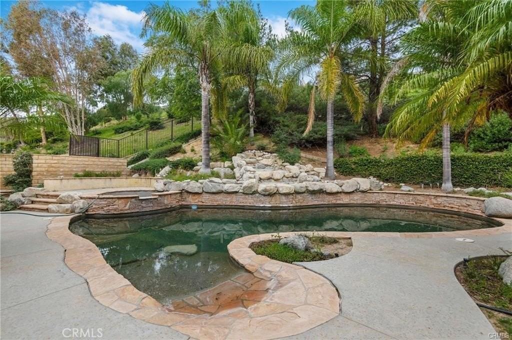 17717 Orna Dr - Photo 3 of 3