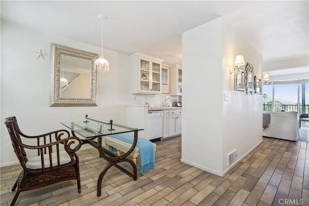 23901 Civic Center Way - Photo 4 of 38