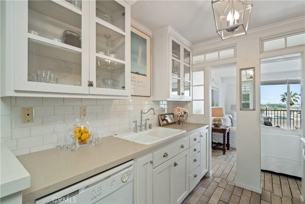 23901 Civic Center Way - Photo 6 of 38