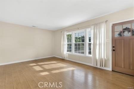 15115 Leadwell St - Photo 7 of 31