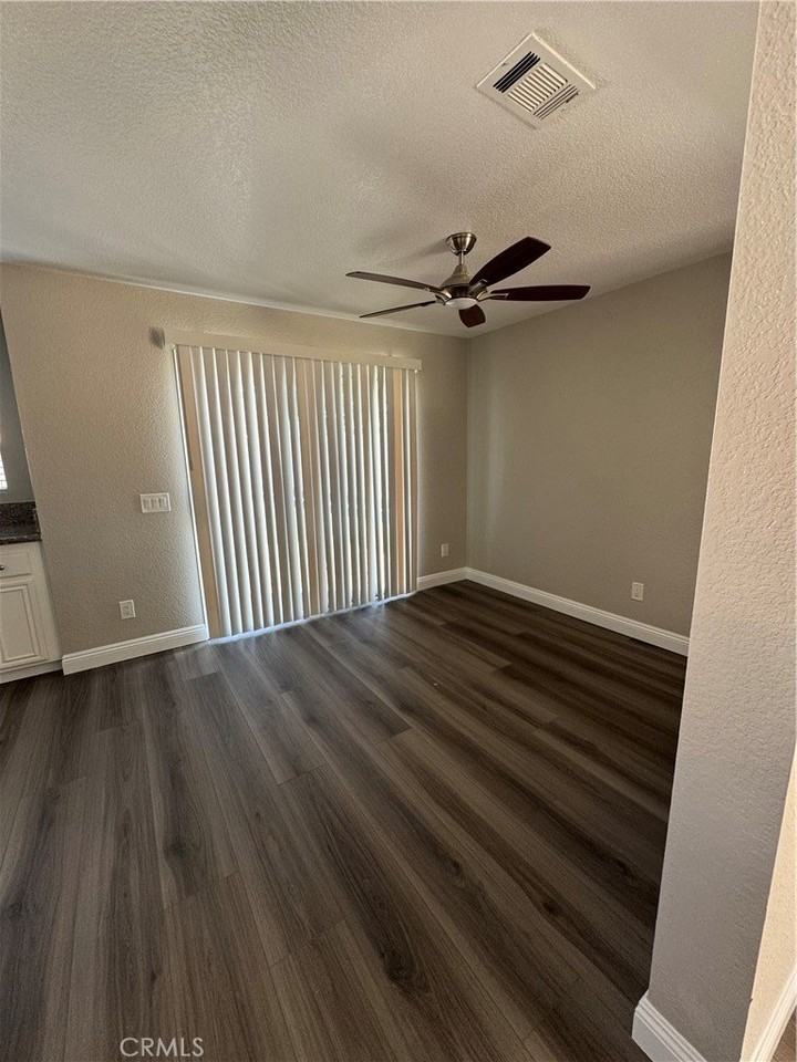 43570 Corte Logrono - Photo 4 of 21