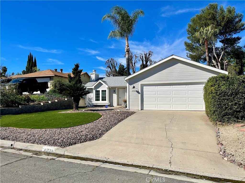 33521 Harvest Way E - Photo 4 of 36