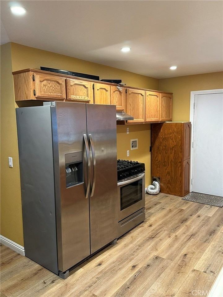 137 E Country Club Blvd - Photo 5 of 17