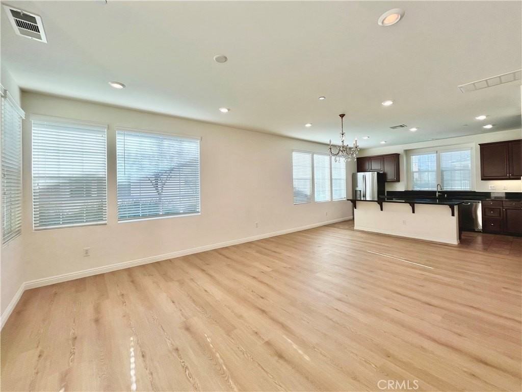 24339 Verdugo Cir - Photo 4 of 26