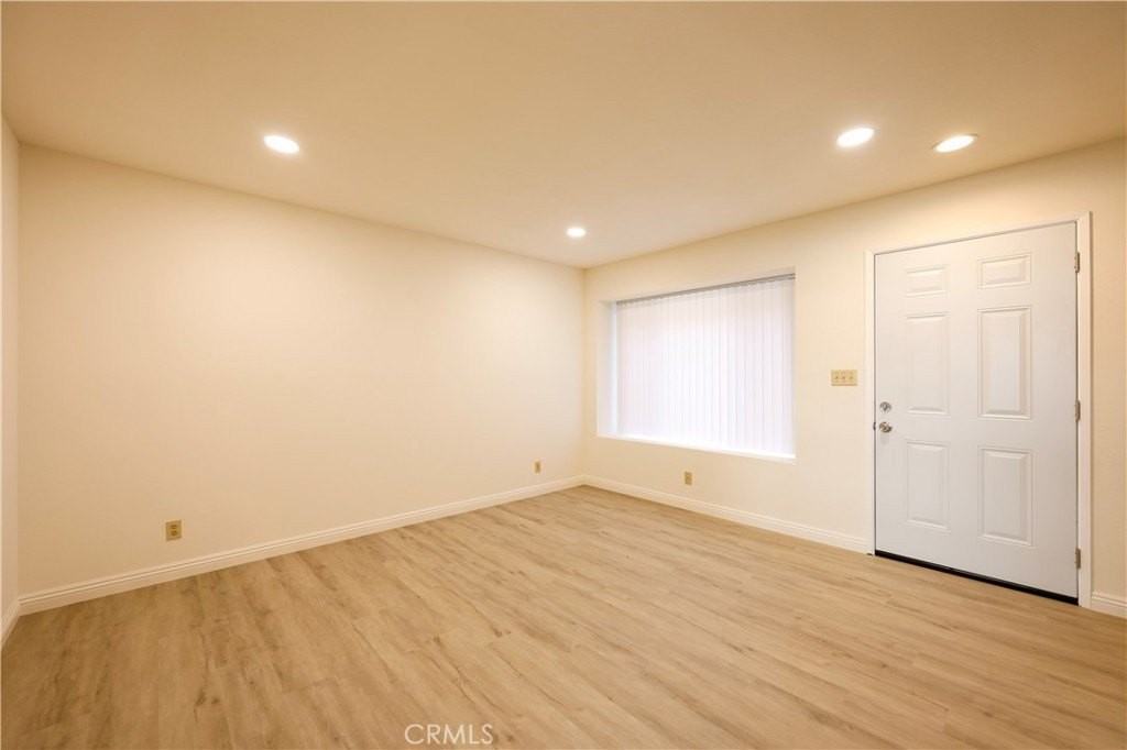 9311 Ramona Blvd #E - Photo 5 of 20