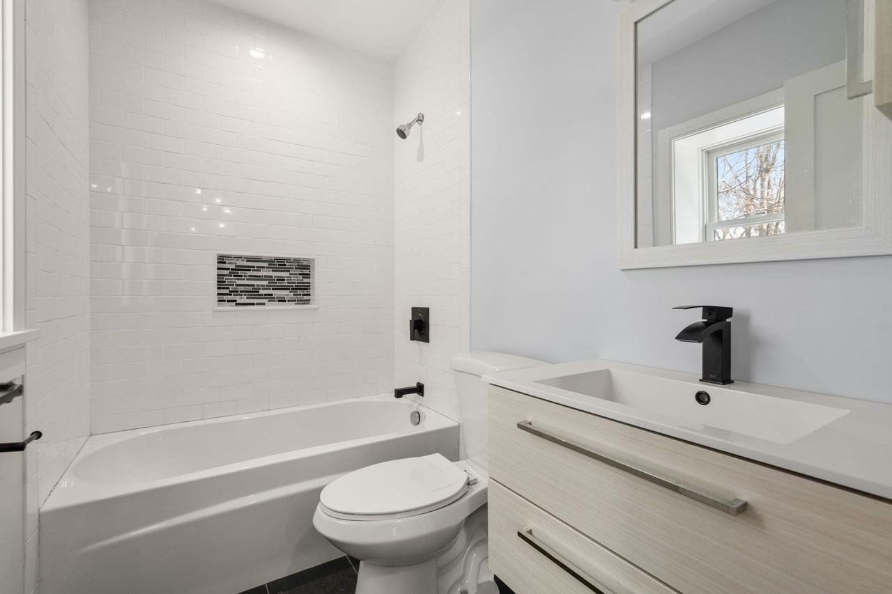 167 Charles Street - Photo 7 of 28