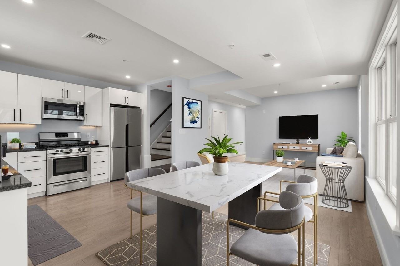 167 Charles Street - Photo 2 of 20