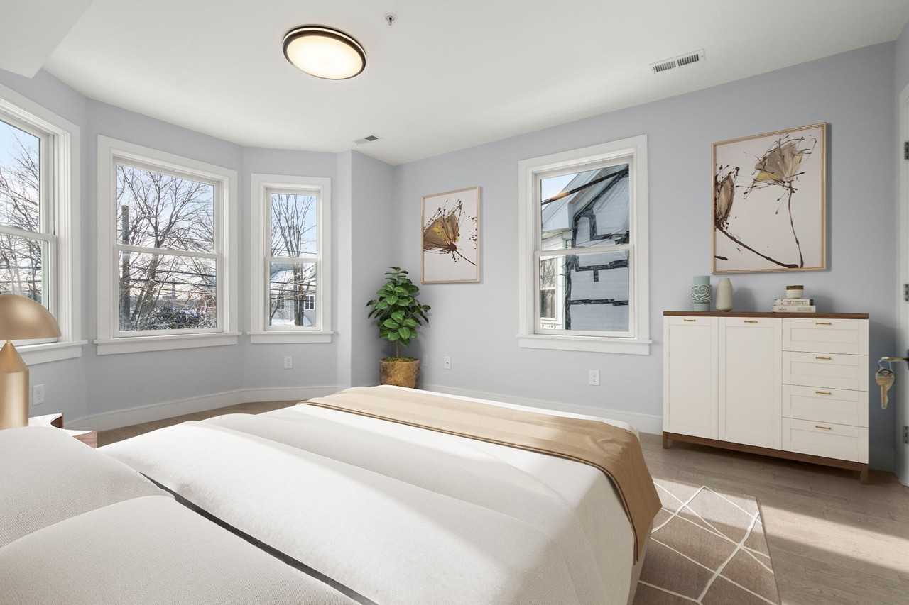 167 Charles Street - Photo 6 of 20