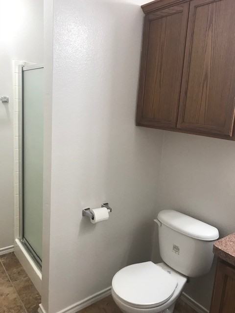 108 West Place - Apt C - Photo 3 of 4