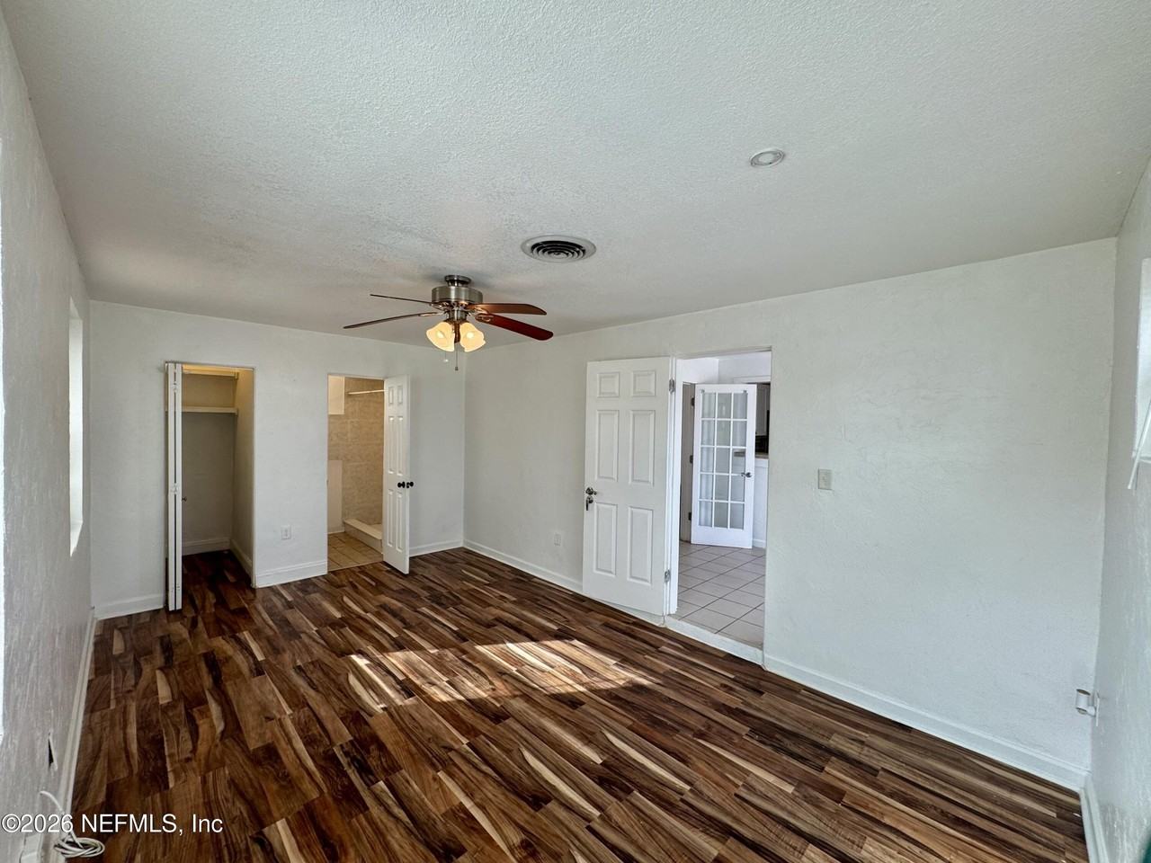 288 Boylston Ave - Photo 7 of 34