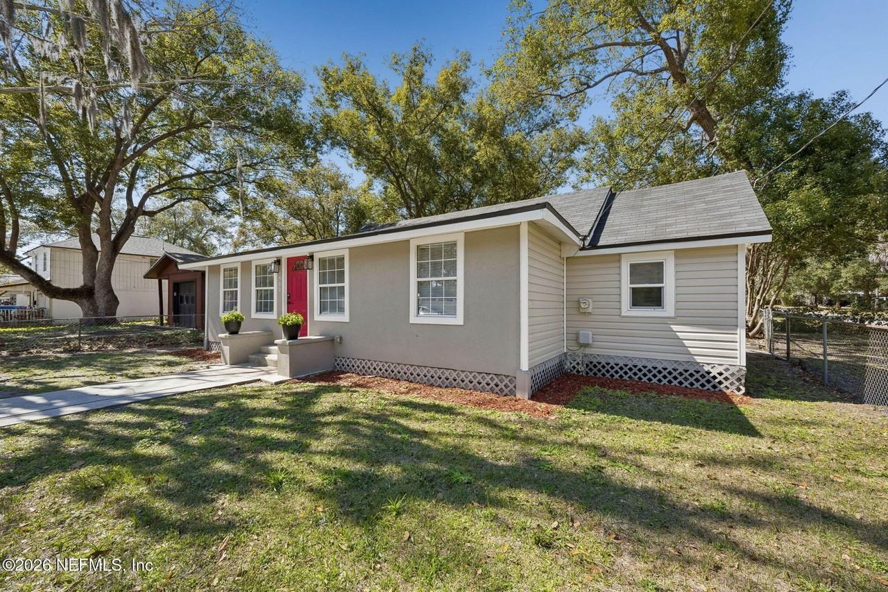 3502 Fleet St - Photo 3 of 50