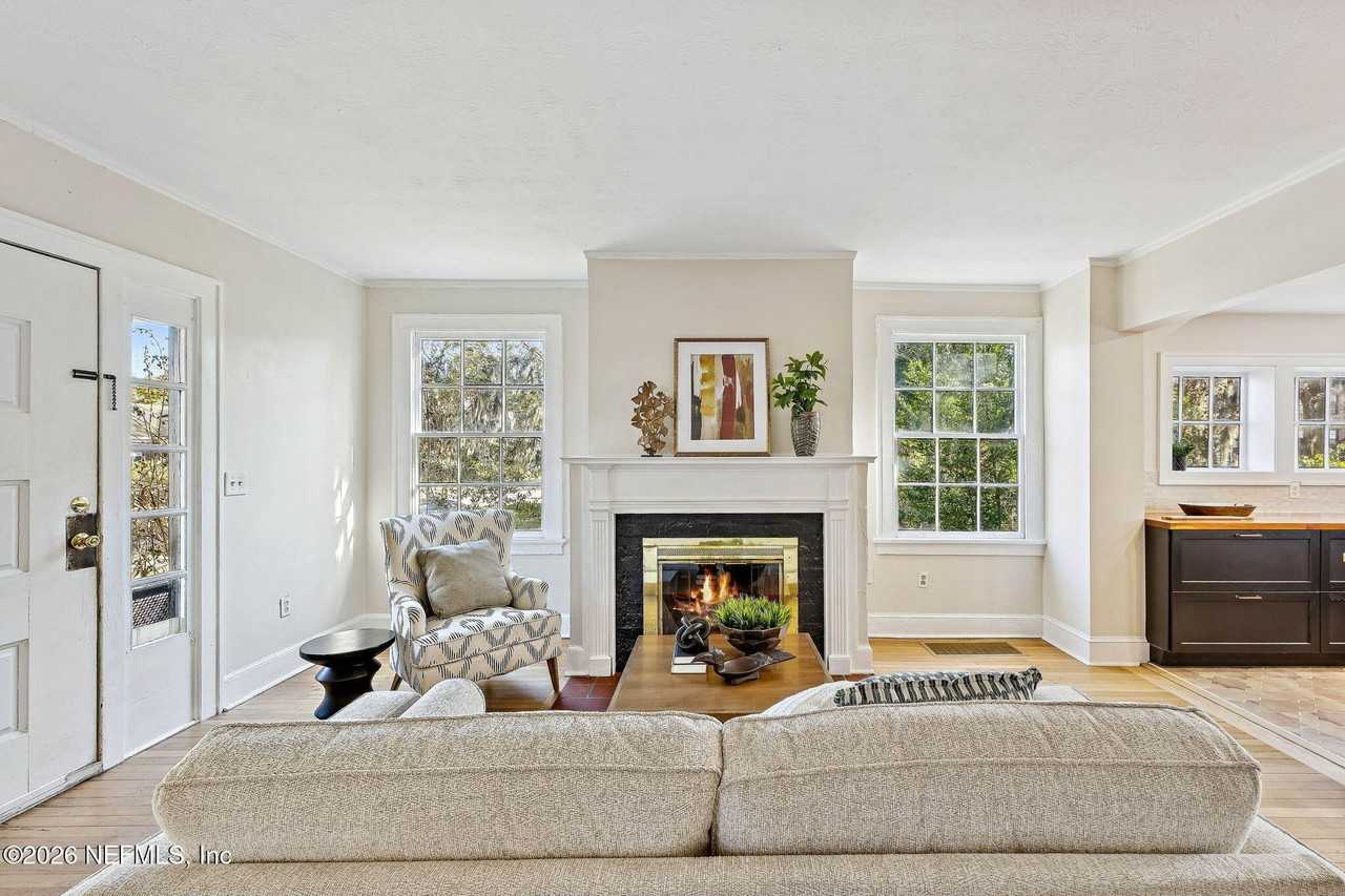 1150 Willow Branch Ave - Photo 4 of 26