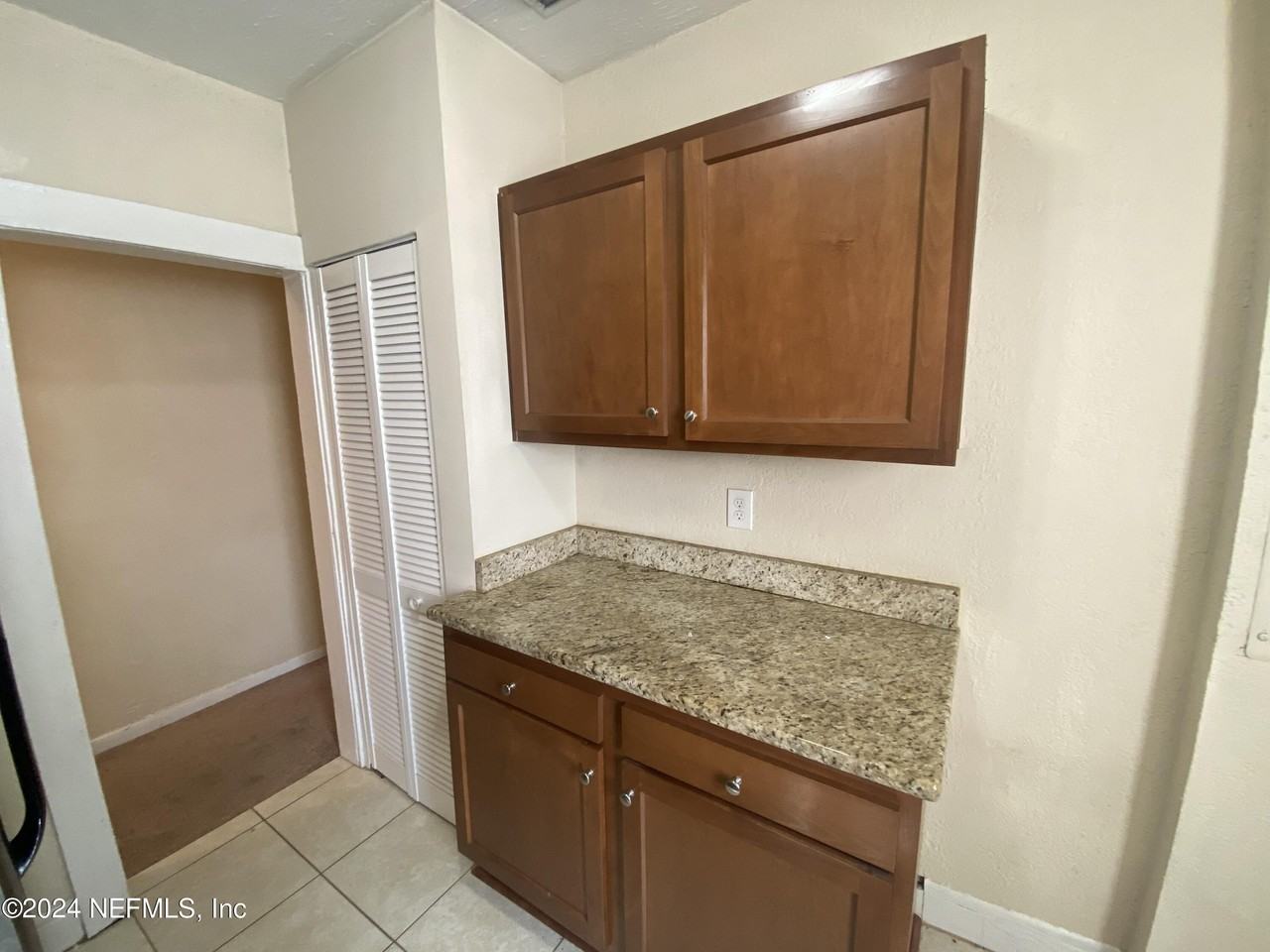 2673 Forbes St Unit C - Photo 7 of 10