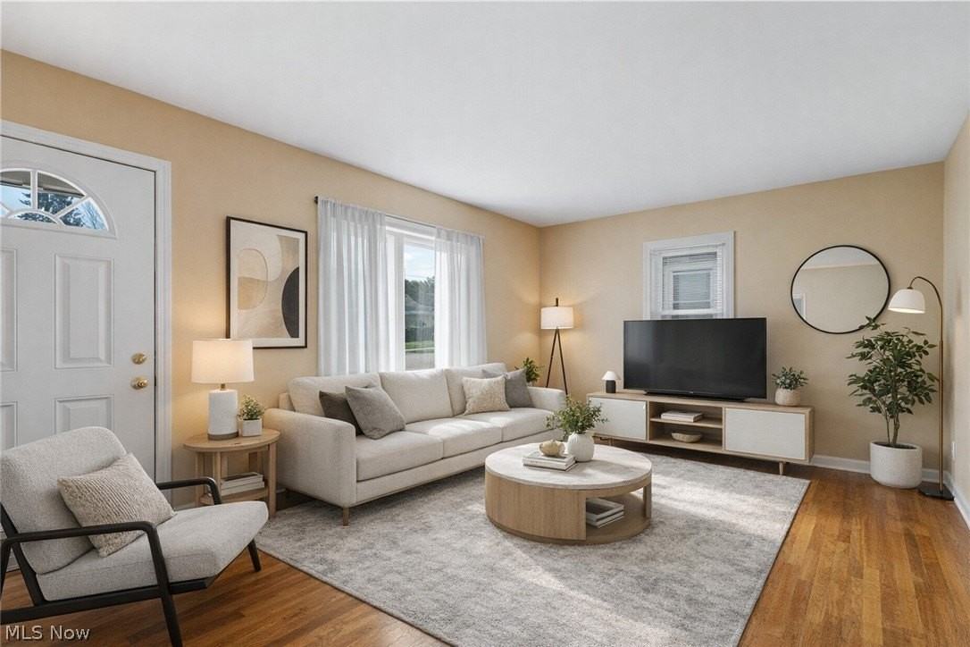 629 Donald Ave - Photo 2 of 29