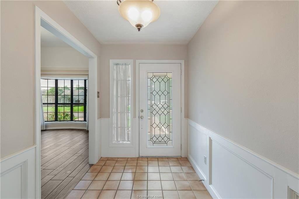 1806 Rosebud Ct - Photo 5 of 24