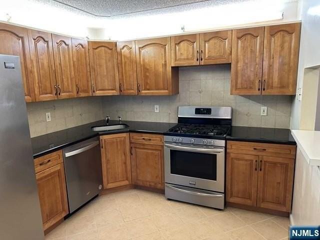 126 Raintree Ln - Photo 6 of 22