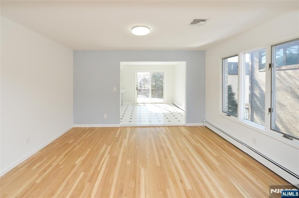 472 Central Blvd - Photo 3 of 23